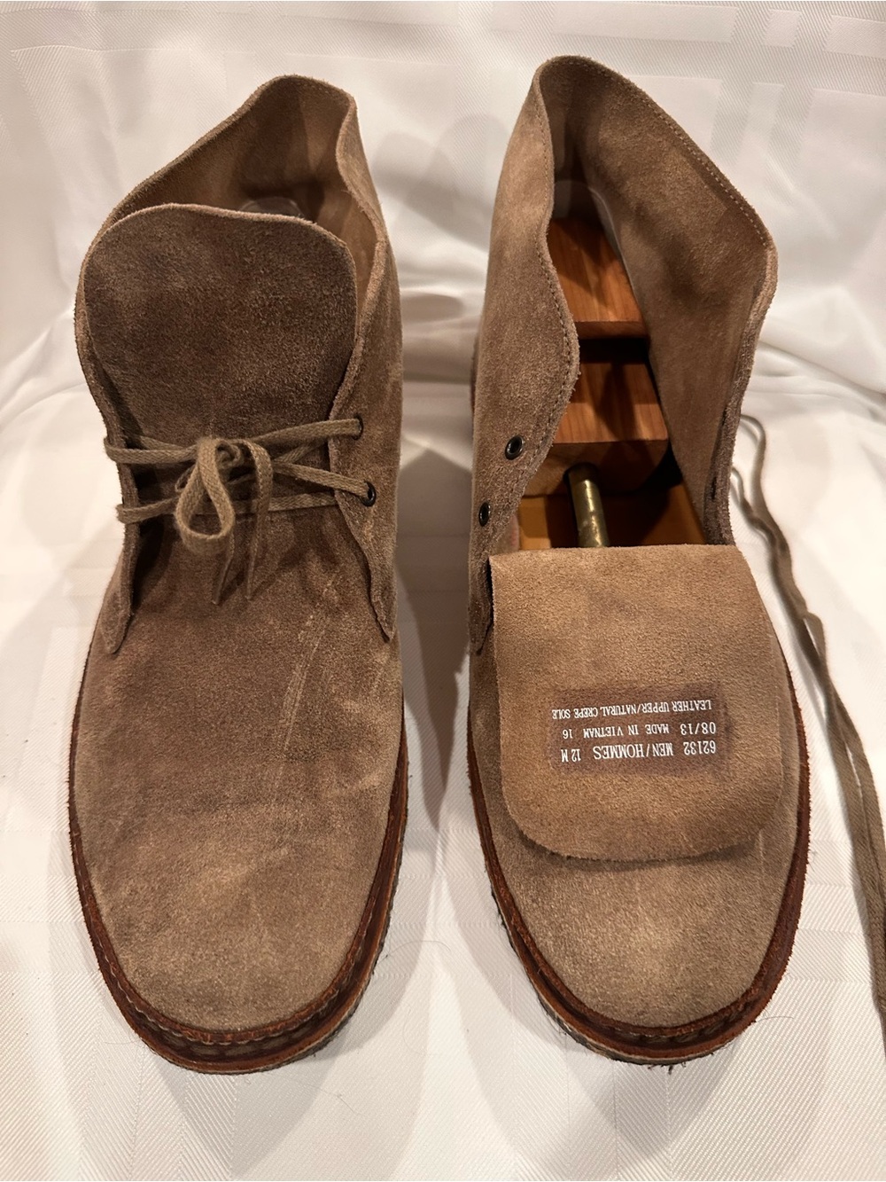 Clarks Men's Suede Chukka Boots in Taupe Brown